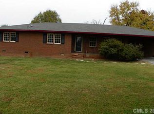 206 Putnam Pl, Kings Mountain, NC 28086