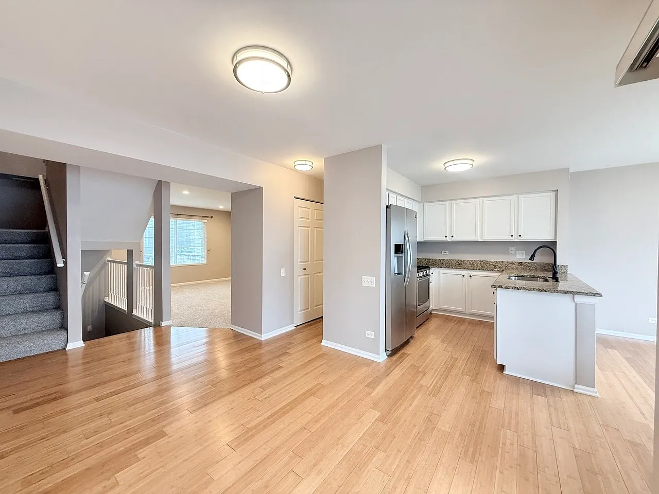 3 bed, 2.5 bath, 1620 sqft, $2,500 — Photo 3