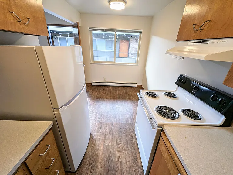 Welcome to Parkwood Apartments! — Photo 10