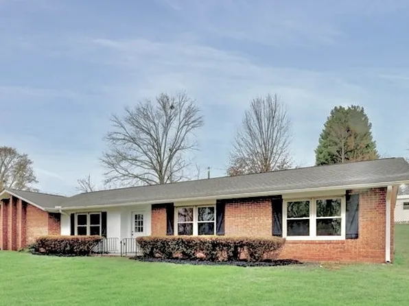 1007 Brown Rd, Anderson, SC 29621