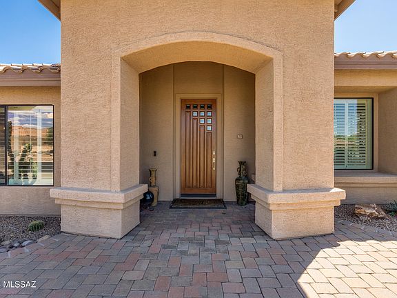 3rd image of 2300 E Bluejay Bluff Ln