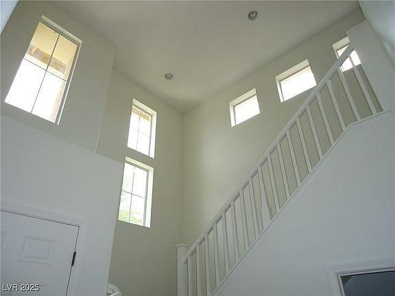 5th image of 10639 Peach Creek St