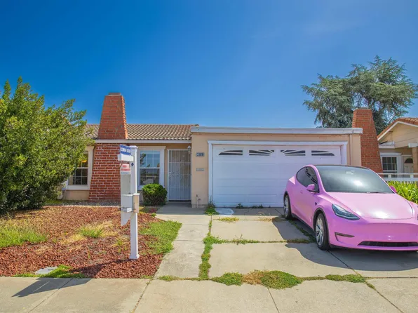 33010 Lake Mead Dr, Fremont, CA 94555