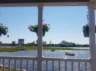 691 Succotash Rd #E, South Kingstown, RI 02879