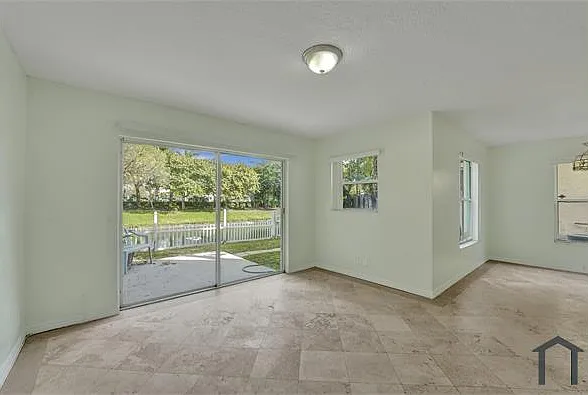 3436 Orinoco Ln — Photo 7