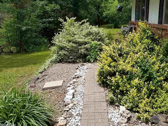 4th image of 112 McGuire Ln