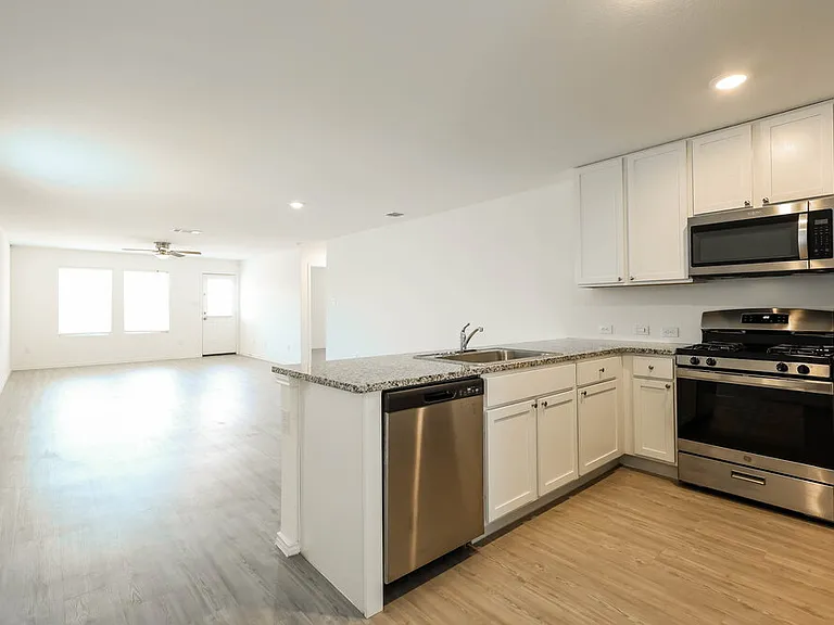 10121 Bridgton Ml — Photo 7