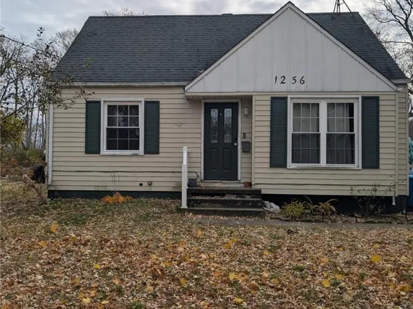 1256 Crescent Dr, Painesville, OH 44077