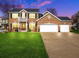 38 Lace Bark Ct, O'Fallon, MO 63368