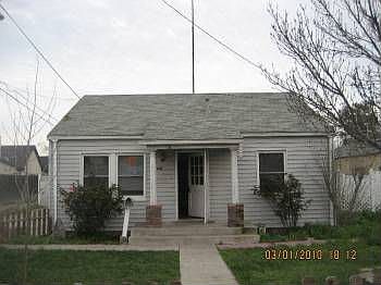 1st image of 3068 Holly Dr