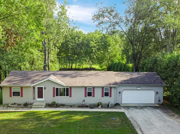 300 Southtown Blvd, Walkerton, IN 46574