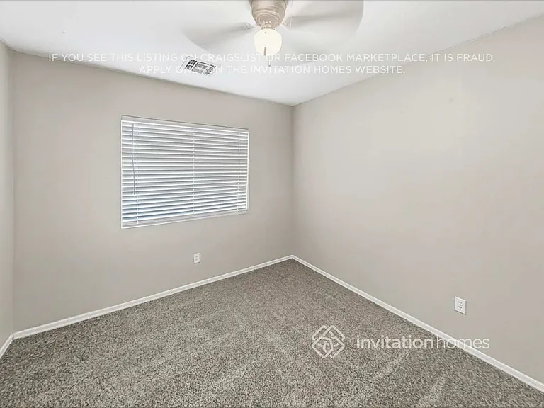 423 S Sabrina — Photo 17