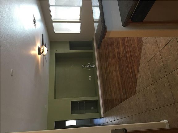 5th image of 5511 Erin Lee Ct