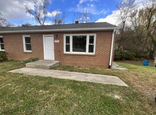 3751 Salem Tpke NW, Roanoke, VA 24017