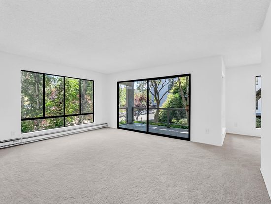 7 Commodore Dr #A251, Emeryville, CA 94608