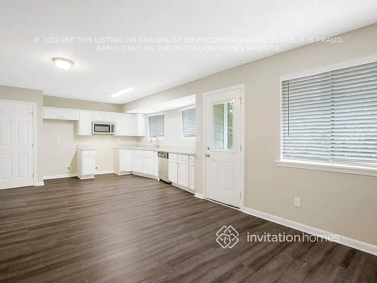 4421 Blackbirch Ln — Photo 7