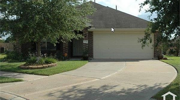 1st image of 16735 Great Oaks Hollow Dr