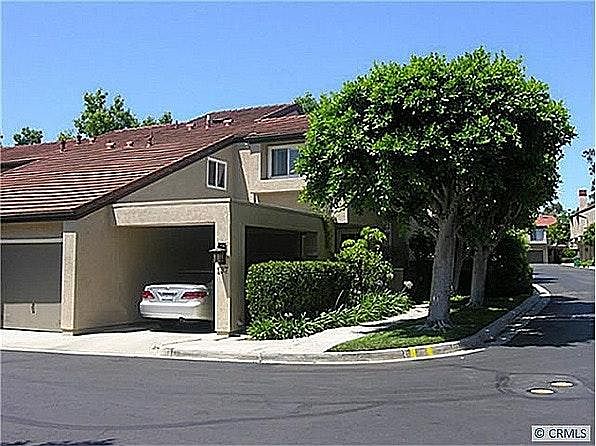 garage and carport