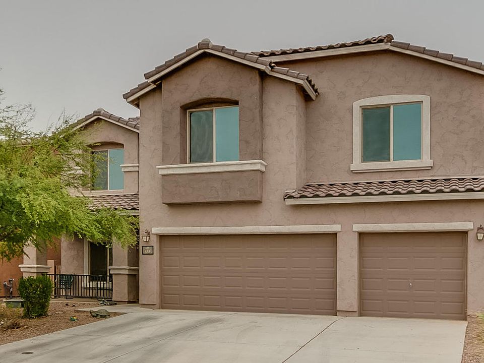 1st image of 635 W Calle Sombra Linda