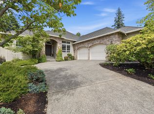 12638 SW Adrian Ct, Lake Oswego, OR 97034