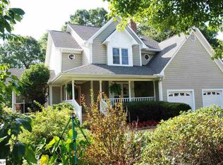 205 Spring Lake Loop, Simpsonville, SC 29681