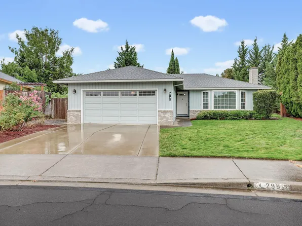 295 Wren Ct, Medford, OR 97501