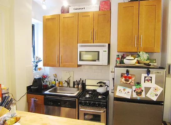 Rented by City Connections Realty | media 18