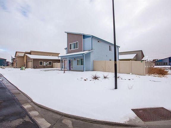 2nd image of 3137 Snake River Dr