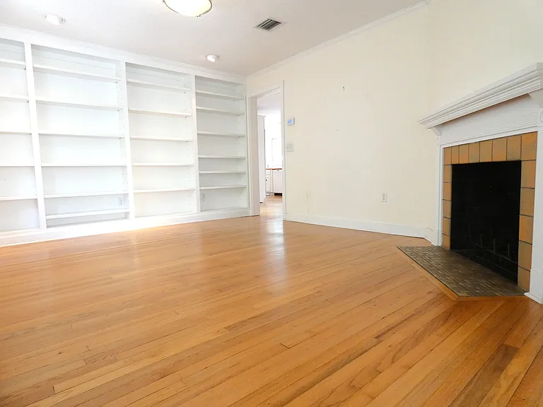 246 Palmer Ave — Photo 10