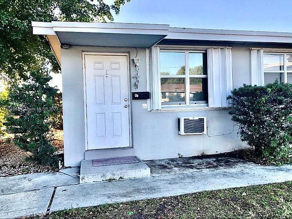 2nd image of 7551 Venetian St APT 1