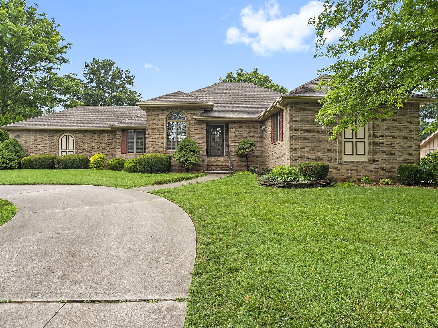 4059 E Linwood Street, Springfield, MO 65809 | Zillow