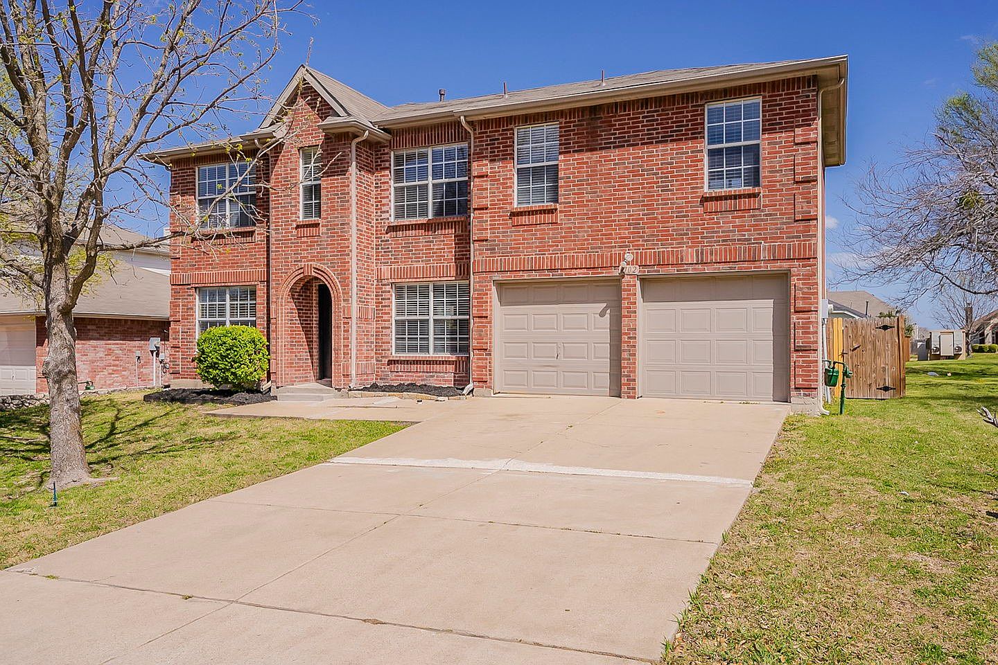 1102 Halifax Ln, Forney, TX 75126 | Zillow