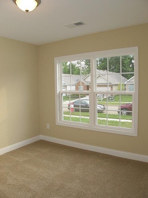 2nd image of 1846 Falling Leaves Ln