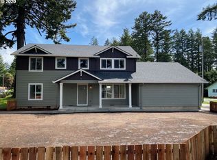 425 Pine St, Brookings, OR