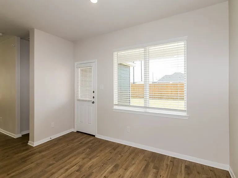 7622 Tipton Meadow Way — Photo 6