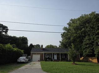 556 Colony Rd, Newport News, VA 23602