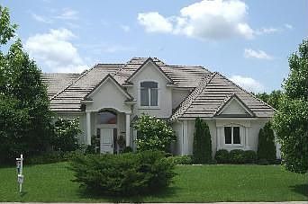 1st image of 617 NE Lake Pointe Dr