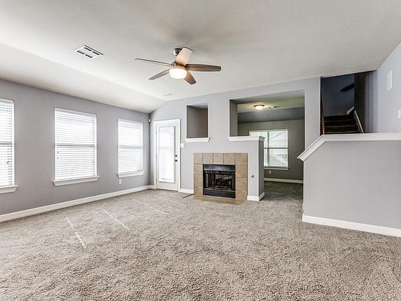 4th image of 4709 Brighton Dr