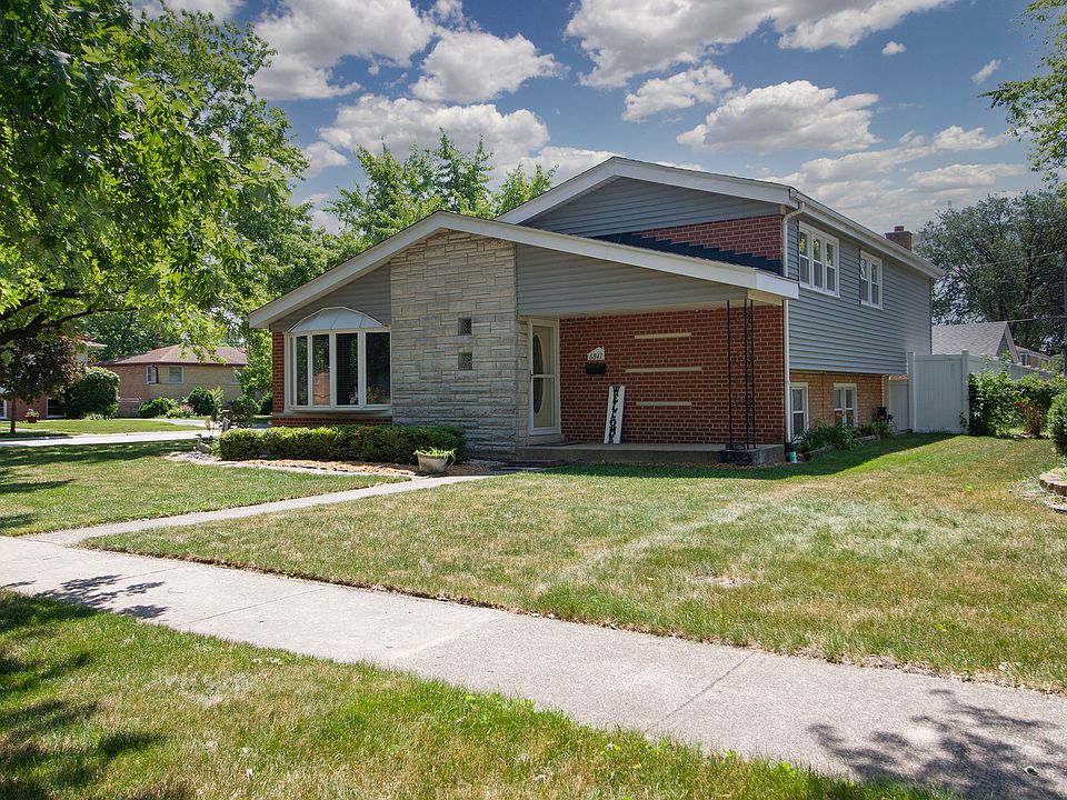 1st image of 6841 W 176th Pl