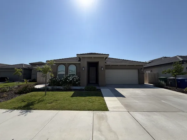 977 S Koleen Ave, Kerman, CA 93630