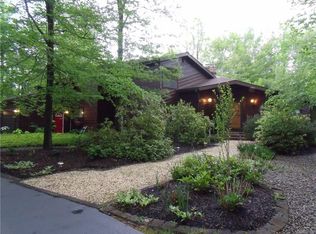 610 Chairfactory Rd, Elma, NY 14059