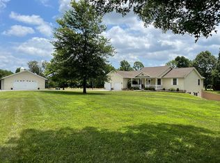 3748 Saraville Rd, Creal Springs, IL 62922