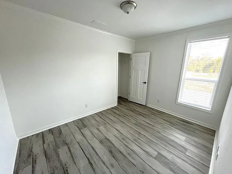 1005 Mayapple Ln #1005E — Photo 9