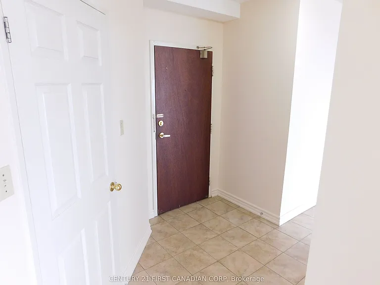 744 Wonderland Rd S #803 — Photo 7