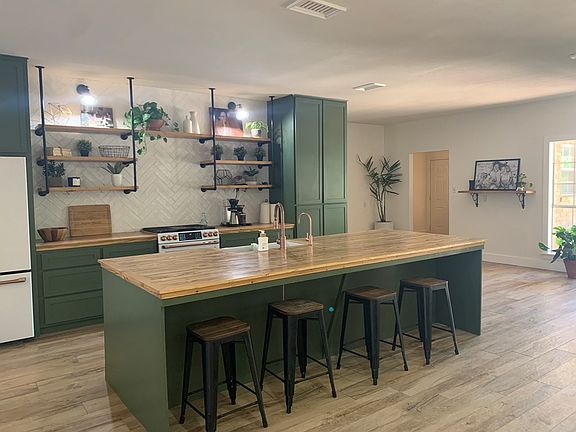 4th image of 4403 Woodhollow Dr
