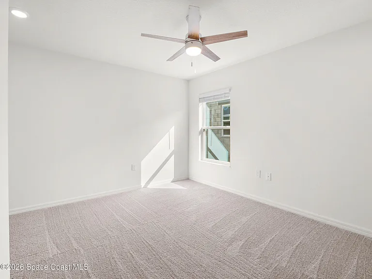 2192 Vinifera Dr — Photo 15