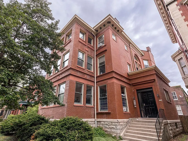 1401 S 3rd Street Louisville, KY 40208 — Photo 1