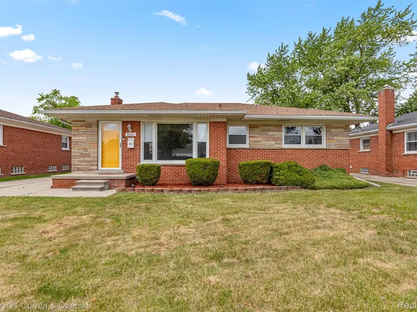 8821 Marion, Redford, MI 48239