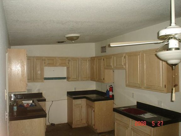 Kitchen --newer cabinets