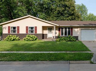 617 NW Beechwood St, Ankeny, IA 50023